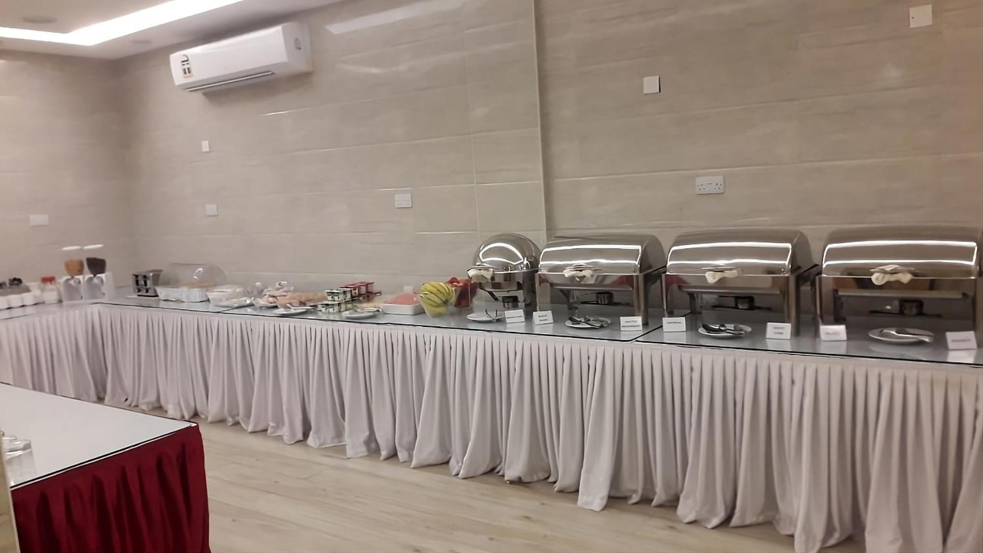 Nizwa Hotel Apartments Kültér fotó